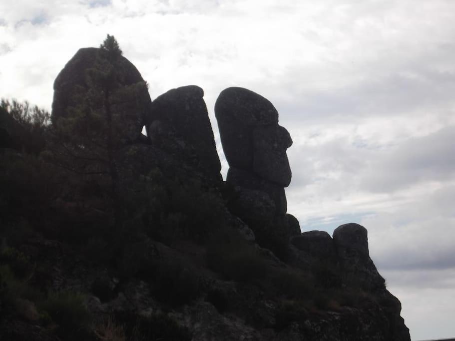 Casa na Serra da Estrela Melo Exterior foto